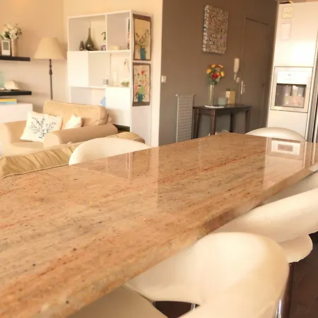 Vera Apartment